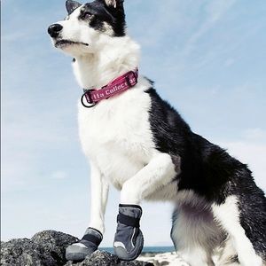 XL HURTTA DOG BOOTS OUTBACK NON SLIP PAW COVERS ALL WEATHER 2 BOOTS PER PACK